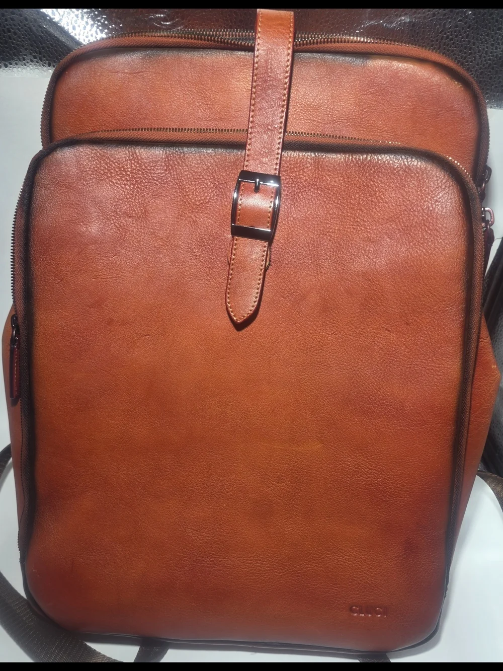 Cluci brown leather